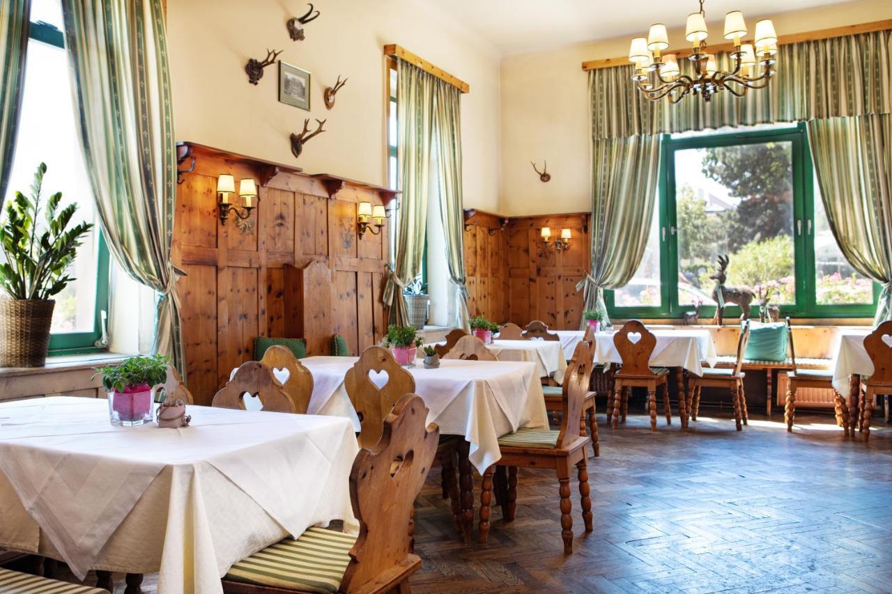 Hotel Bergwirt Schoenbrunn Vienna Exterior photo